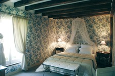 Lit de la chambre Agneau � Blancafort